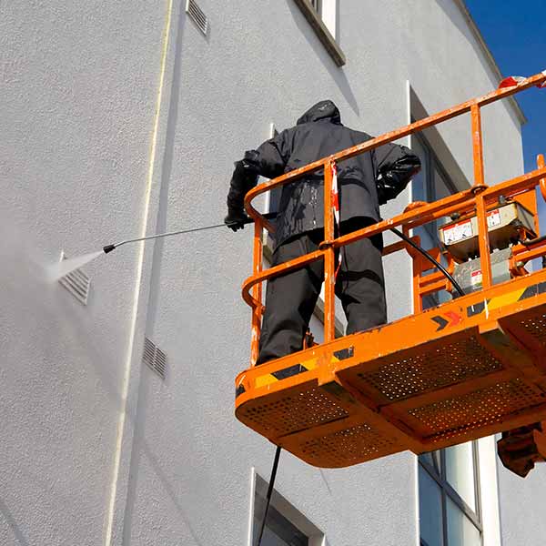 commercial pressure washing Medfield Westwood Dover Greater Boston MA 600px